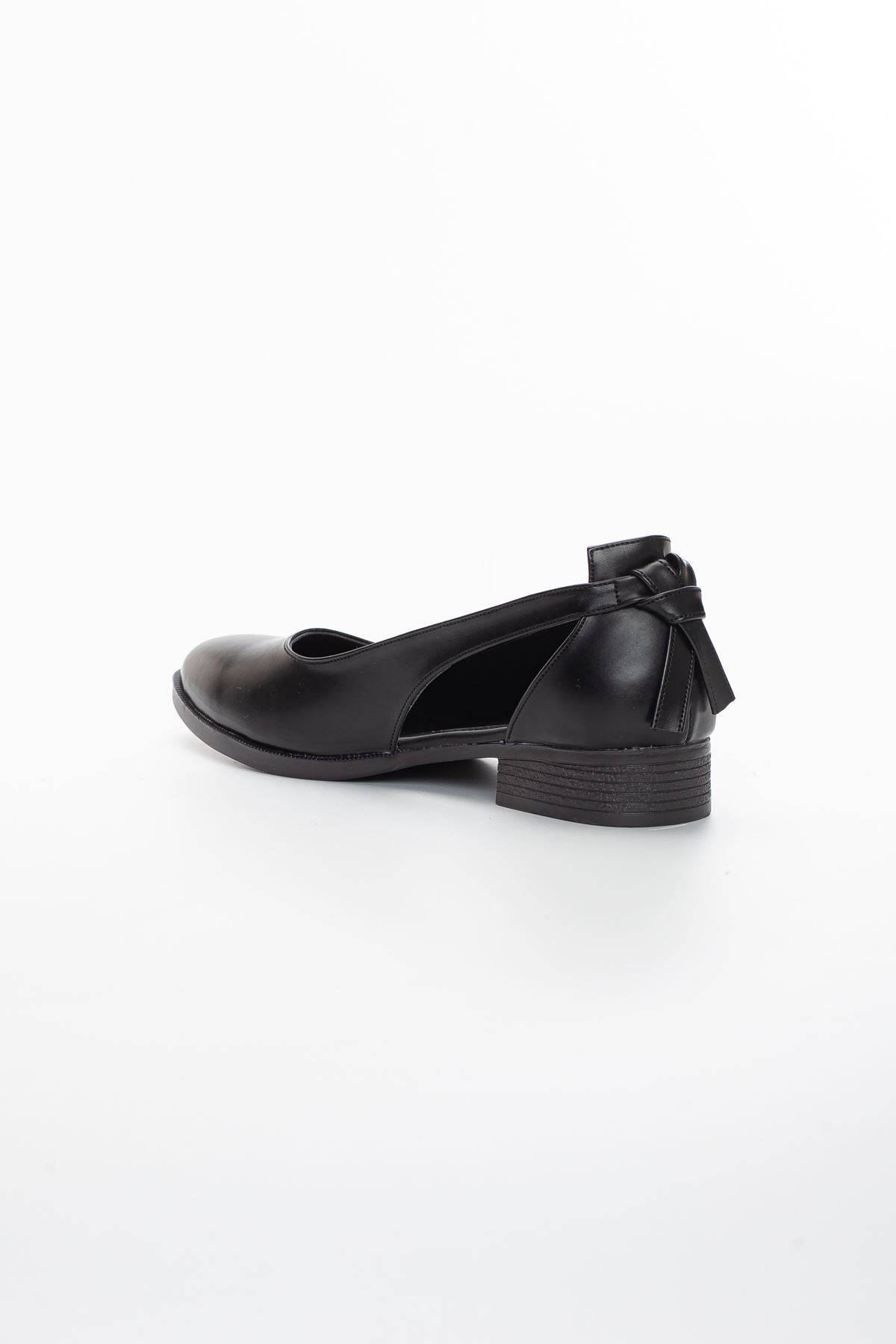 Volpen Cilt Kısa Topuk Ayakkabı Siyah Deri