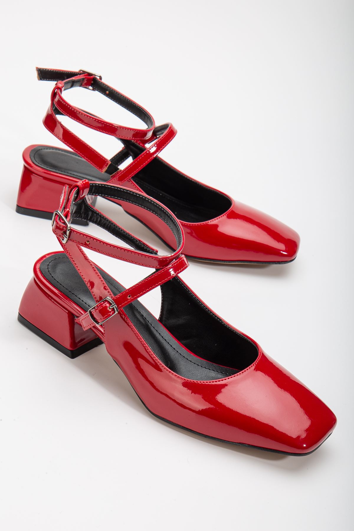 Grant Küt Burun  Topuklu Rugan    Ayakkabı Kırmızı