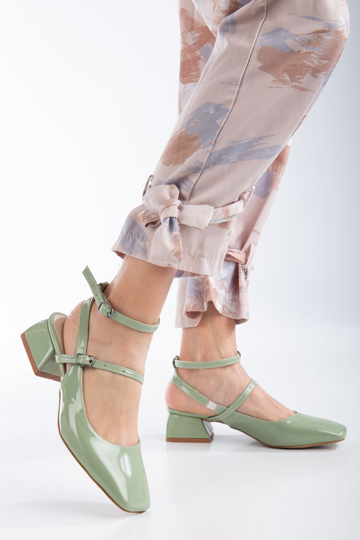 Grant Küt Burun  Topuklu Rugan    Ayakkabı Yeşil