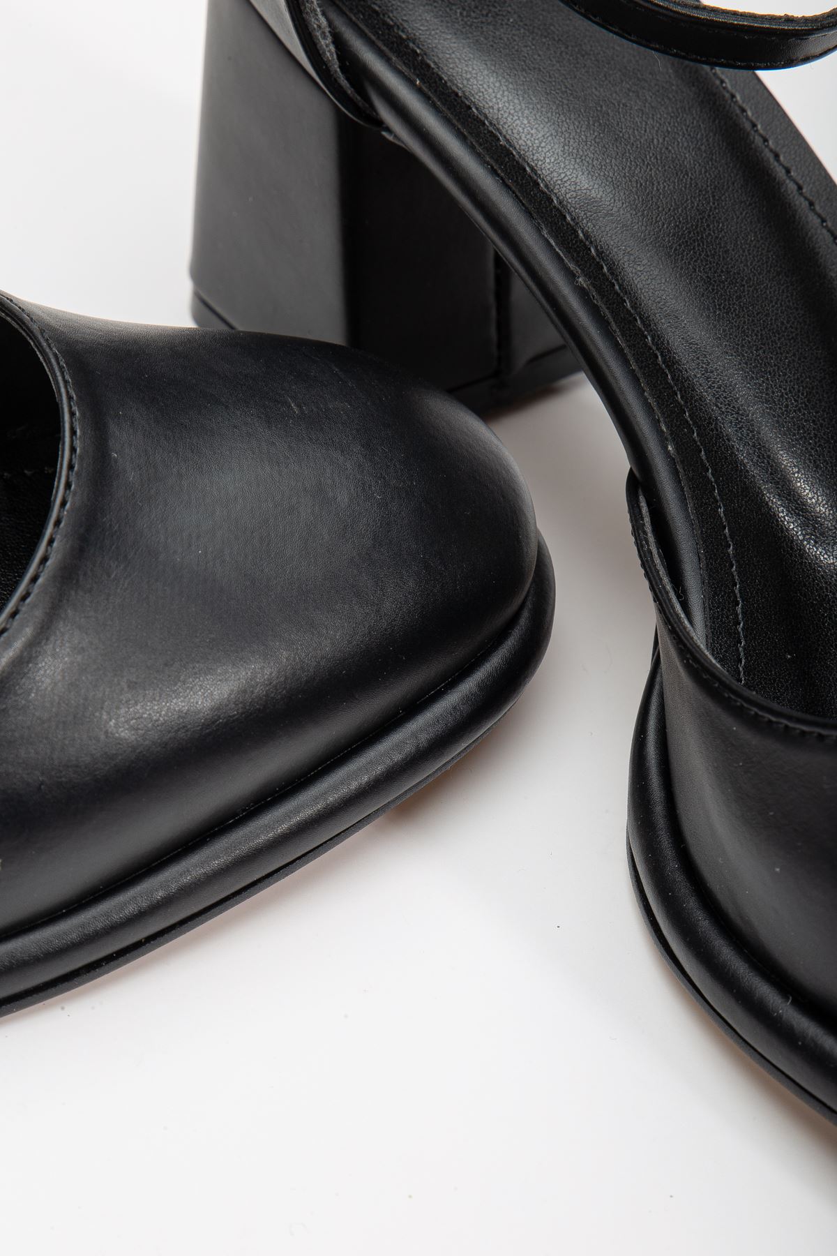 Helen Platform Topuk  Cilt Ayakkabı Siyah
