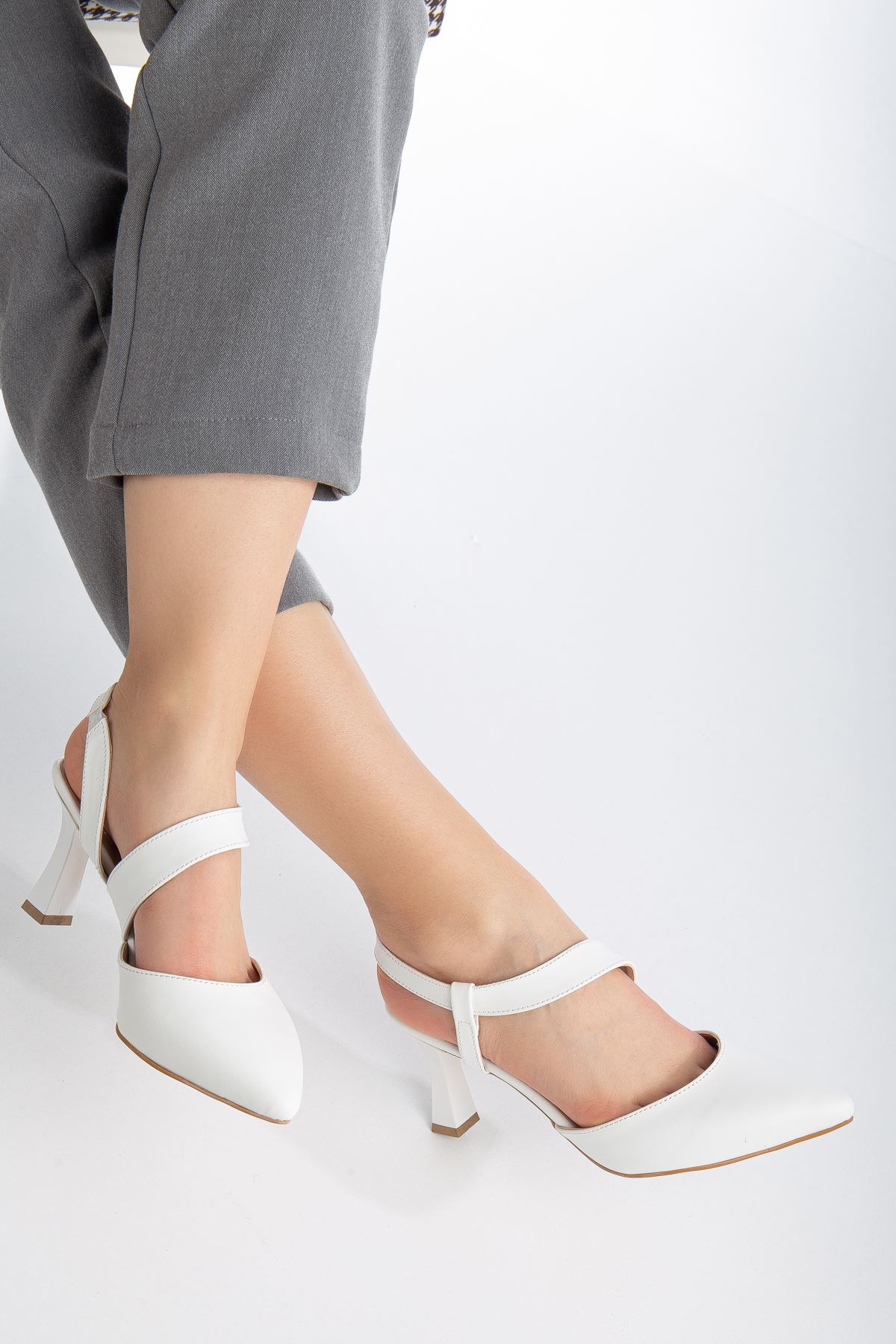 Mila Topuklu  Cilt Ayakkabı Beyaz
